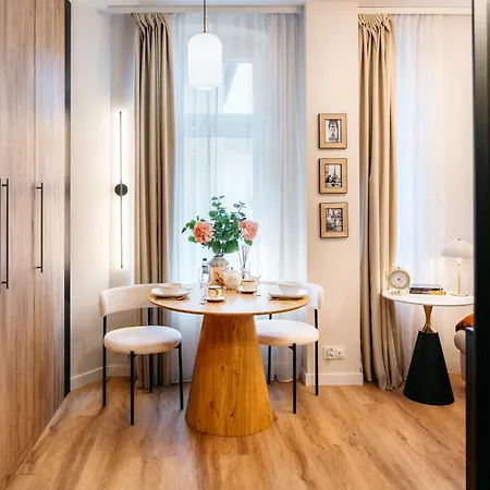 Apartment Kaiser Przy Uniwersytecie By Stayly